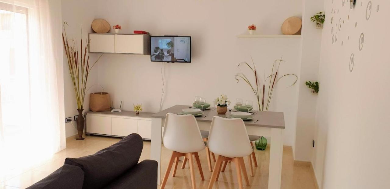 Apartamento Pepa. En El Corazon Del Delta. Sant Jaume d'Enveja Esterno foto